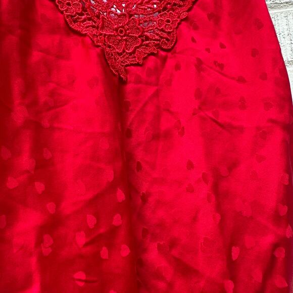 Silkscreen vintage Y2K Cherry Red Heart Slip Cami Top - Picture 4 of 4